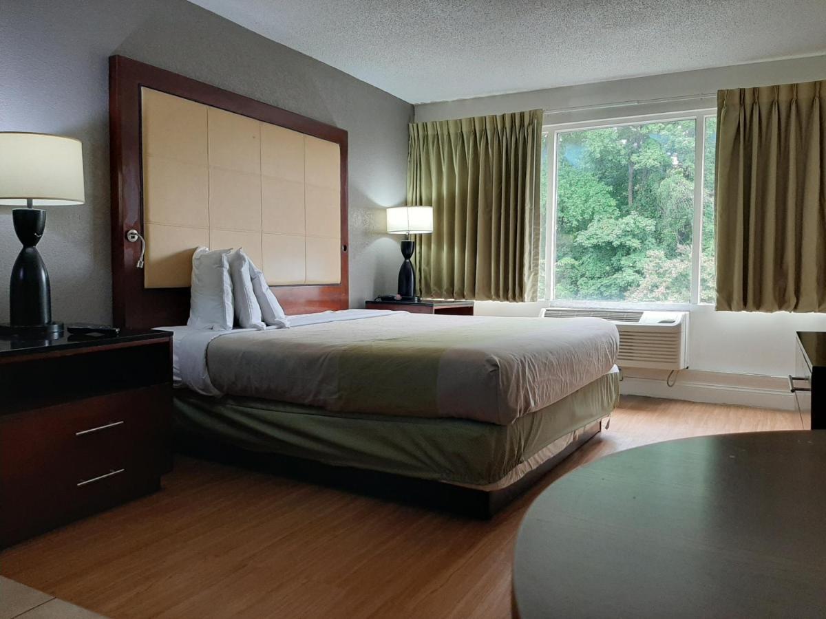 Econo Lodge Airport Near Billy Graham Parkway シャーロット エクステリア 写真