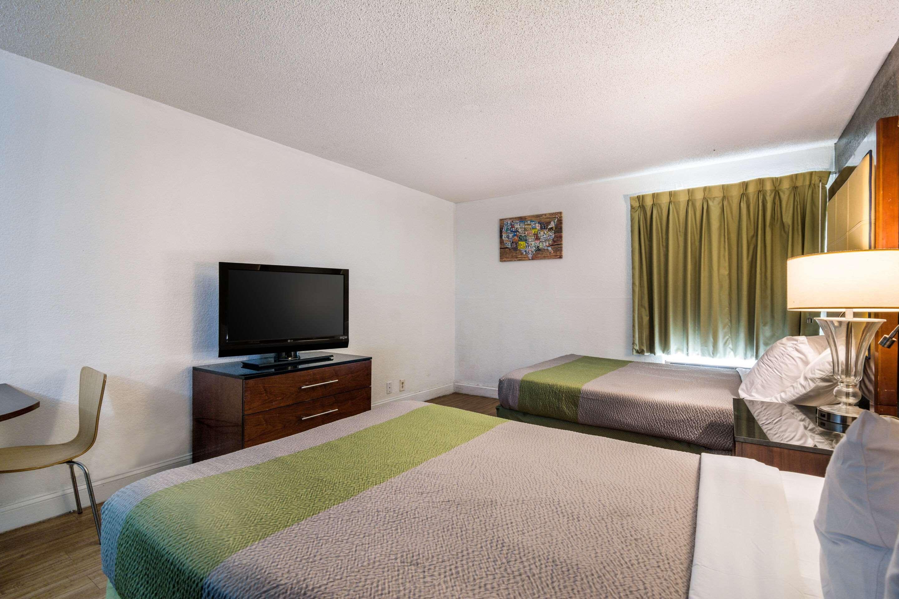 Econo Lodge Airport Near Billy Graham Parkway シャーロット エクステリア 写真