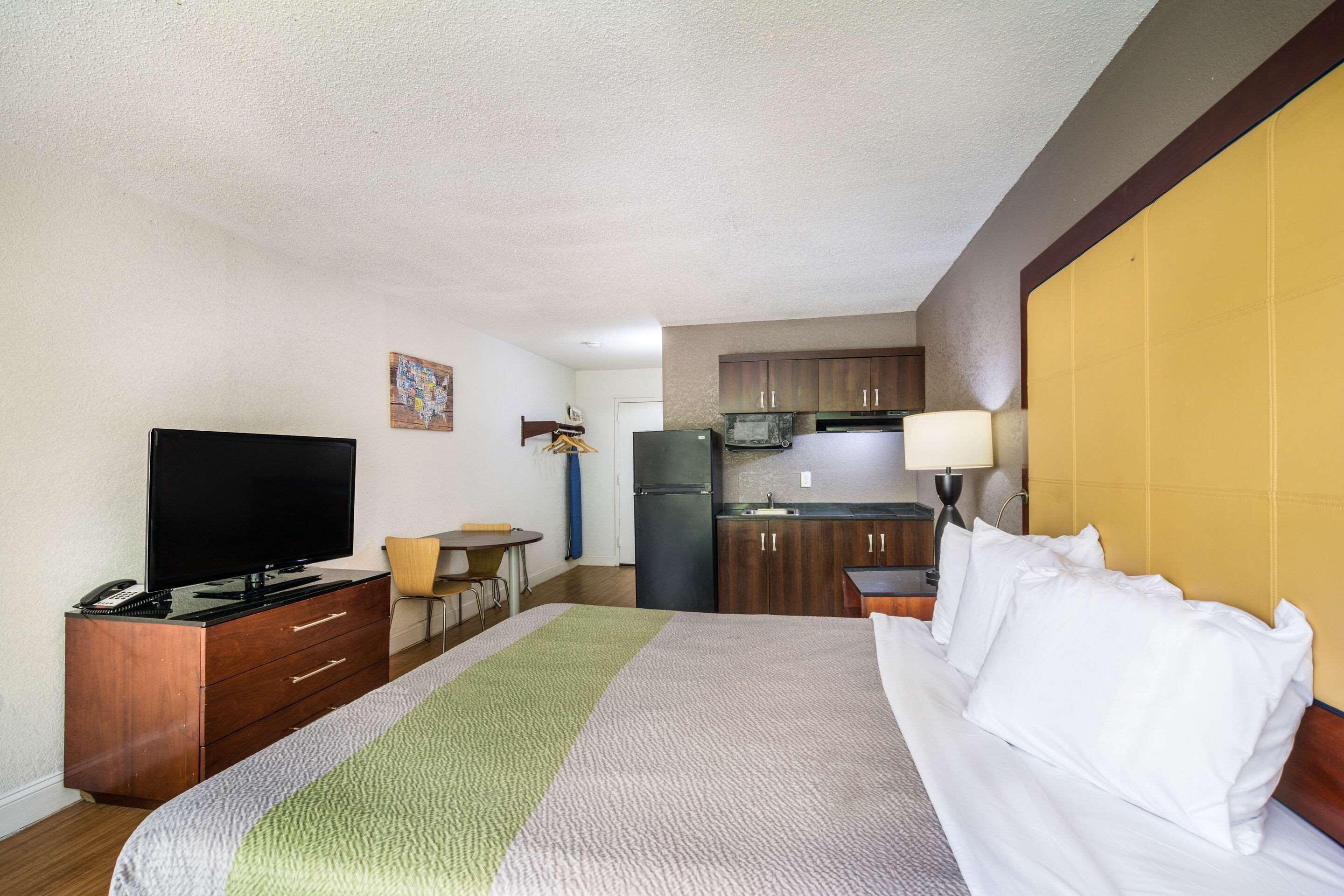 Econo Lodge Airport Near Billy Graham Parkway シャーロット エクステリア 写真