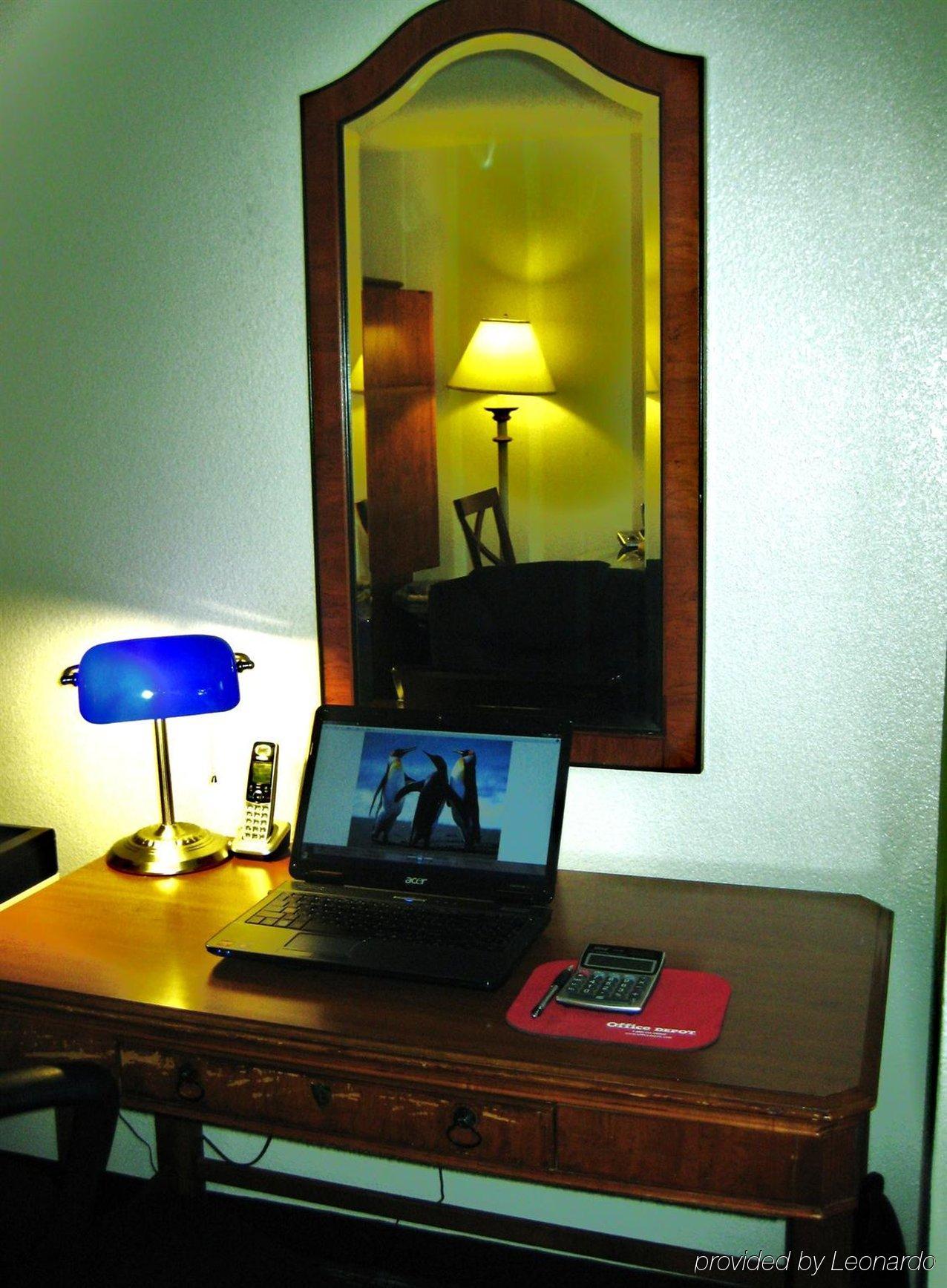 Econo Lodge Airport Near Billy Graham Parkway シャーロット 部屋 写真