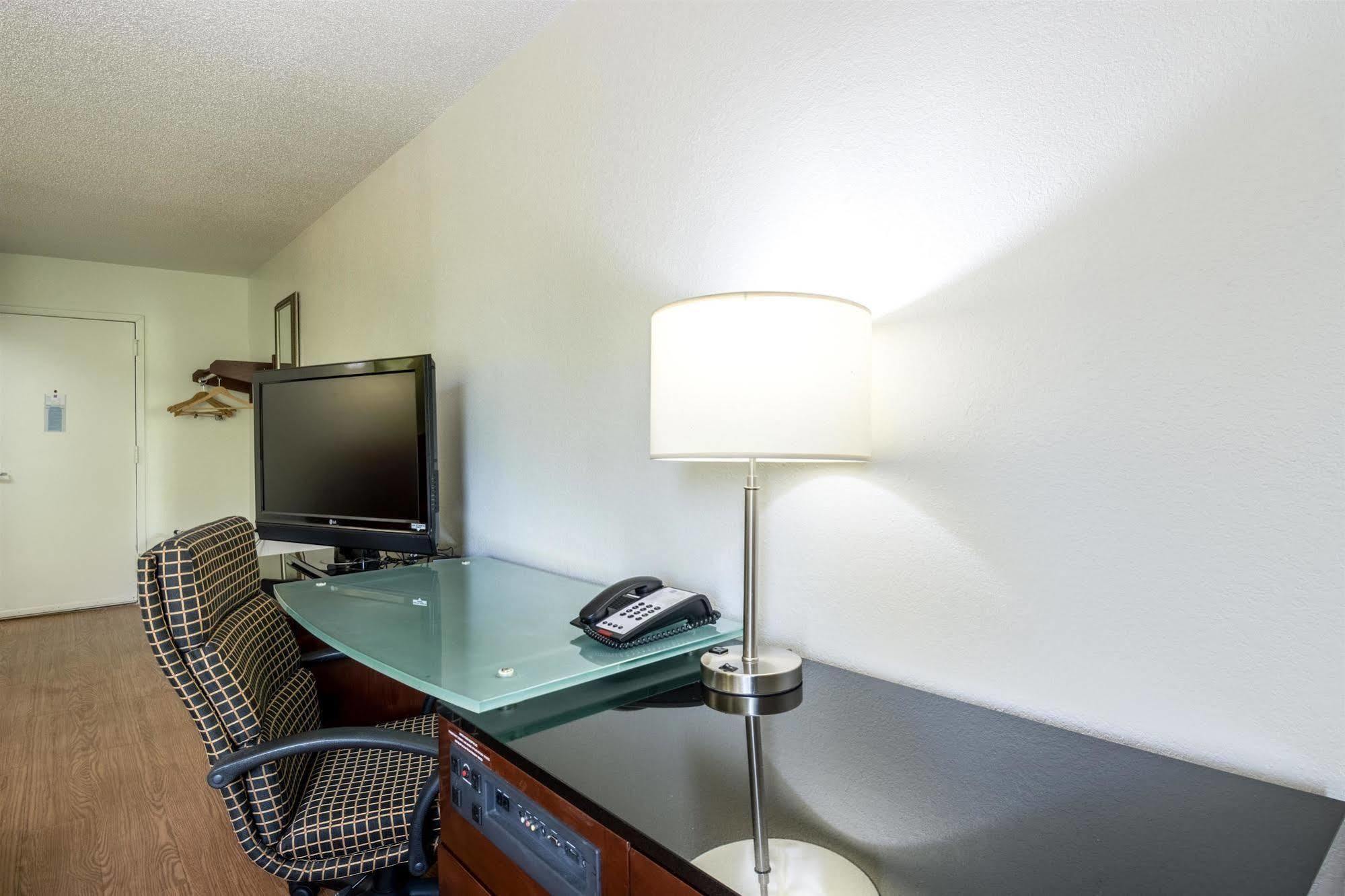 Econo Lodge Airport Near Billy Graham Parkway シャーロット エクステリア 写真