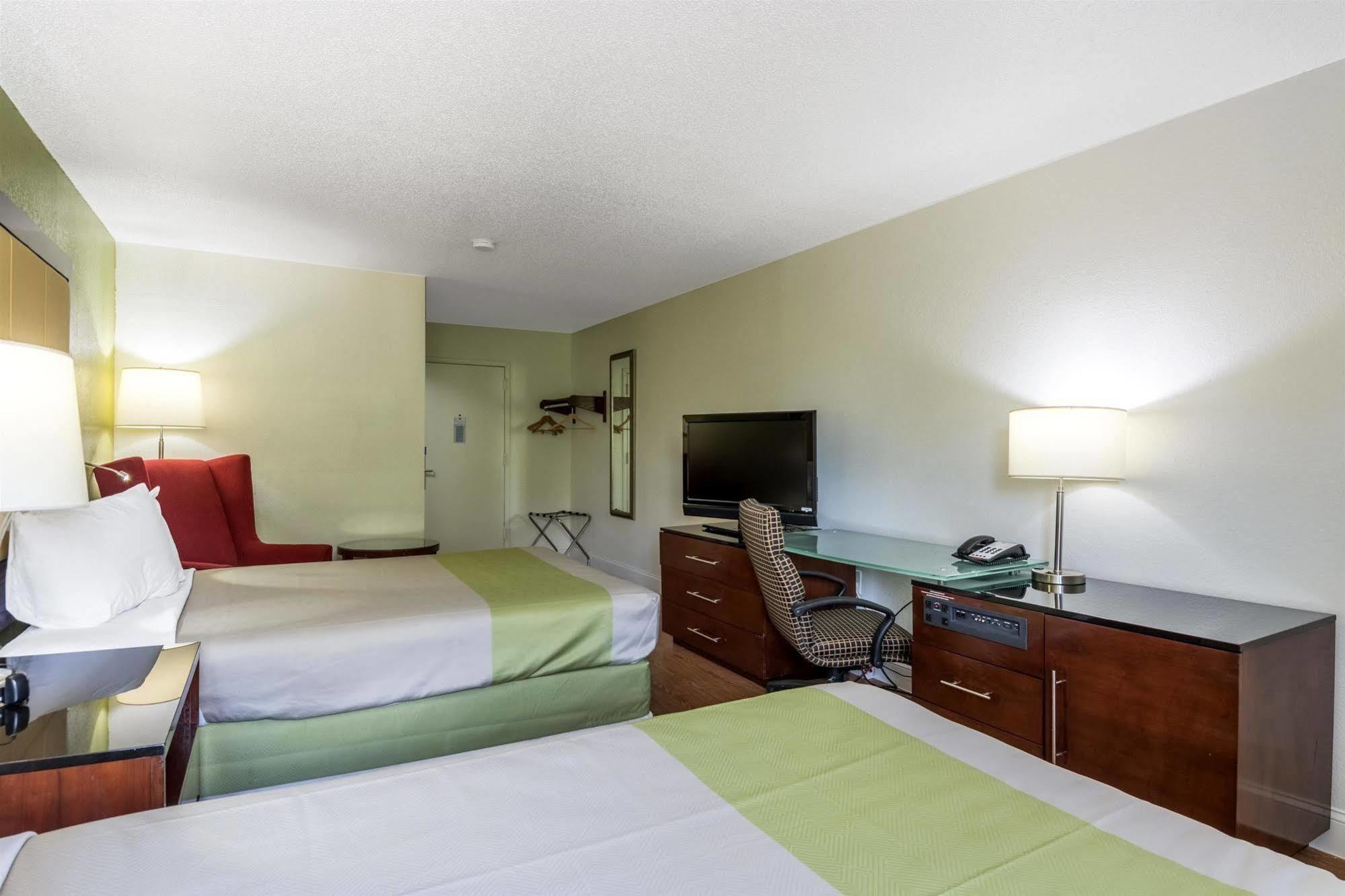 Econo Lodge Airport Near Billy Graham Parkway シャーロット エクステリア 写真