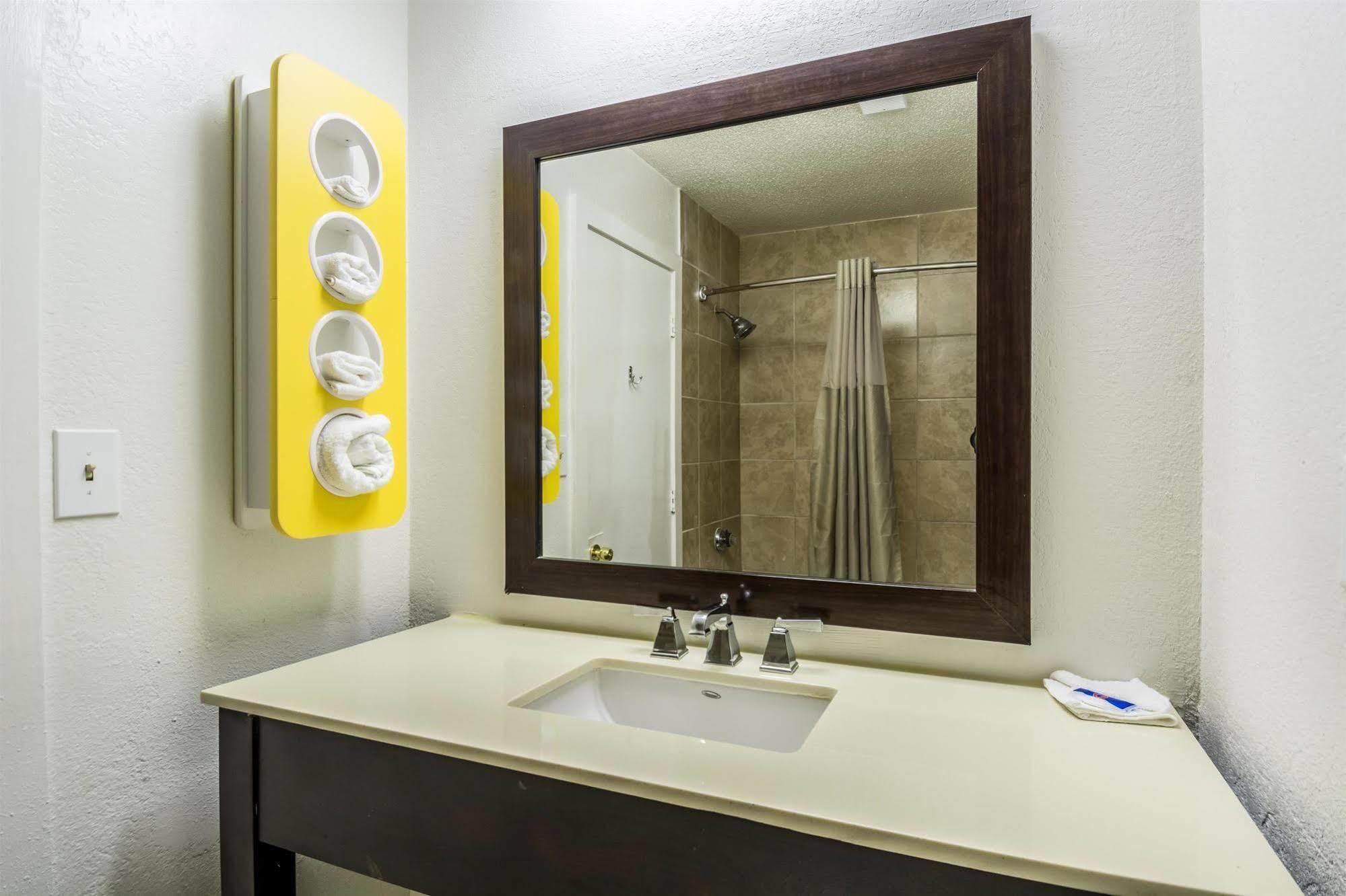 Econo Lodge Airport Near Billy Graham Parkway シャーロット エクステリア 写真