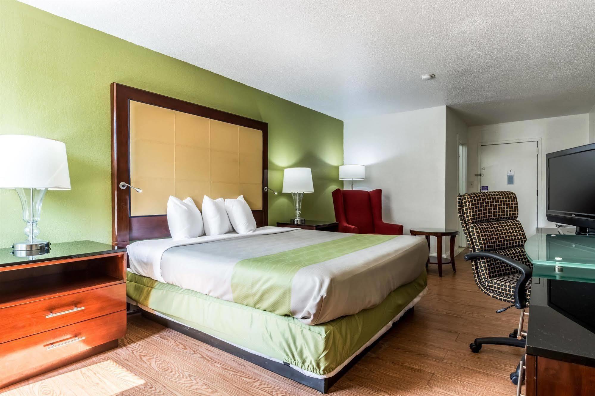 Econo Lodge Airport Near Billy Graham Parkway シャーロット エクステリア 写真