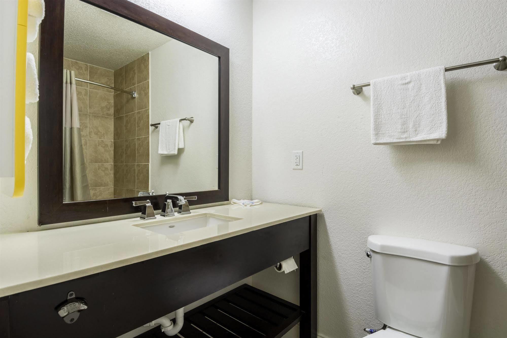 Econo Lodge Airport Near Billy Graham Parkway シャーロット エクステリア 写真